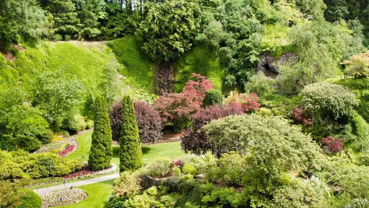 Buchart Gardens quarry: Photo 28828804 / Botanical Garden © Meisterphotos | Dreamstime.com