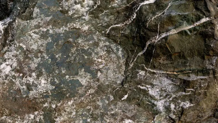 Greenstone Belt Rock: Photo 138460877 © Alessandra Rc | Dreamstime.com