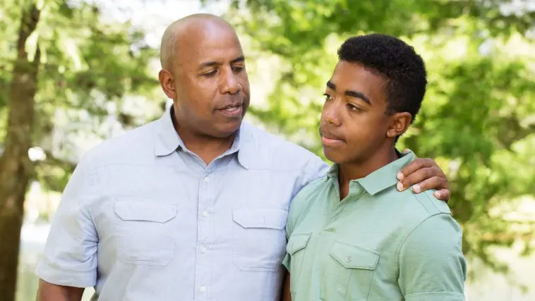 Father Son conversation: Photo 117965851 © Noriko Cooper | Dreamstime.com