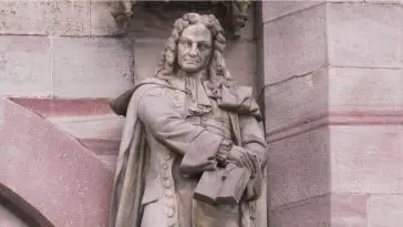 Leibniz statue