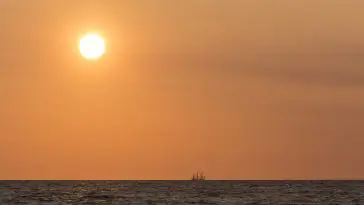 Sailing ship at sunset: Photo 32944091 © Per Bjorkdahl | Dreamstime.com