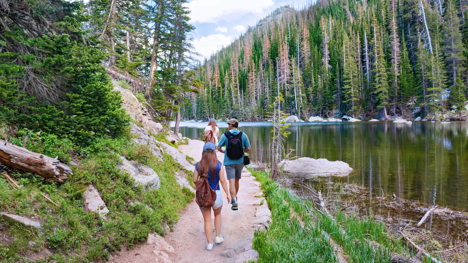 Hiking near lake in the Colorado Rockies: Photo 163176725 © Margaret619 | Dreamstime.com