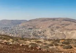 View of Mount Ebal and Mount Gerizim: ID 133858099 © Alefbet26 | Dreamstime.com