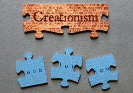 Creation evolution mismatched puzzle pieces: ID 31733826 | Bible Debate © Creativehearts | Dreamstime.com