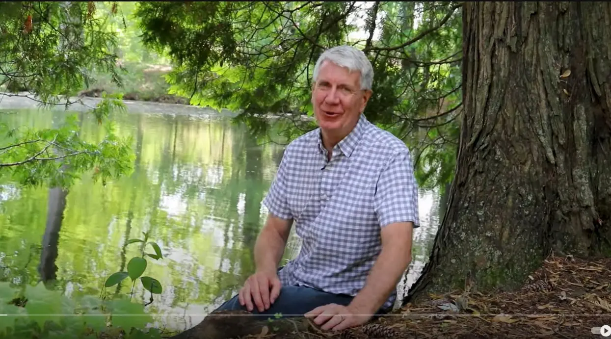 Mother Frog of the Year! Bruce Malone video still