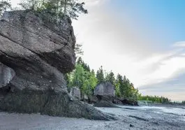 Hopewell Rocks, Bay of Fundy: ID 254175621 © Bazim0804 | Dreamstime.com