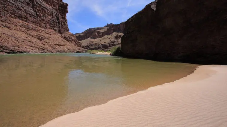 Hance Beach, Grand Canyon: ID 153244095 © Francisco Blanco | Dreamstime.com