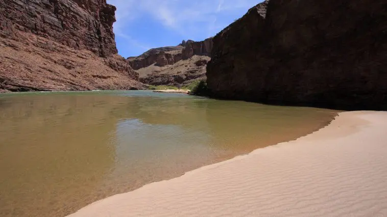 Hance Beach, Grand Canyon: ID 153244095 © Francisco Blanco | Dreamstime.com