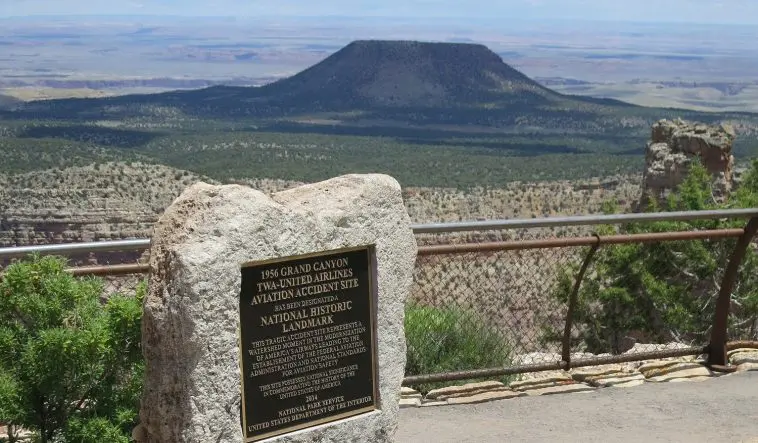 Bronze plaque and stone memorial commemorating the 1956 Grand Canyon TWA-United Airlines Aviation Accident Site in Grand Canyon National Park. Photo credit: National Park Service
