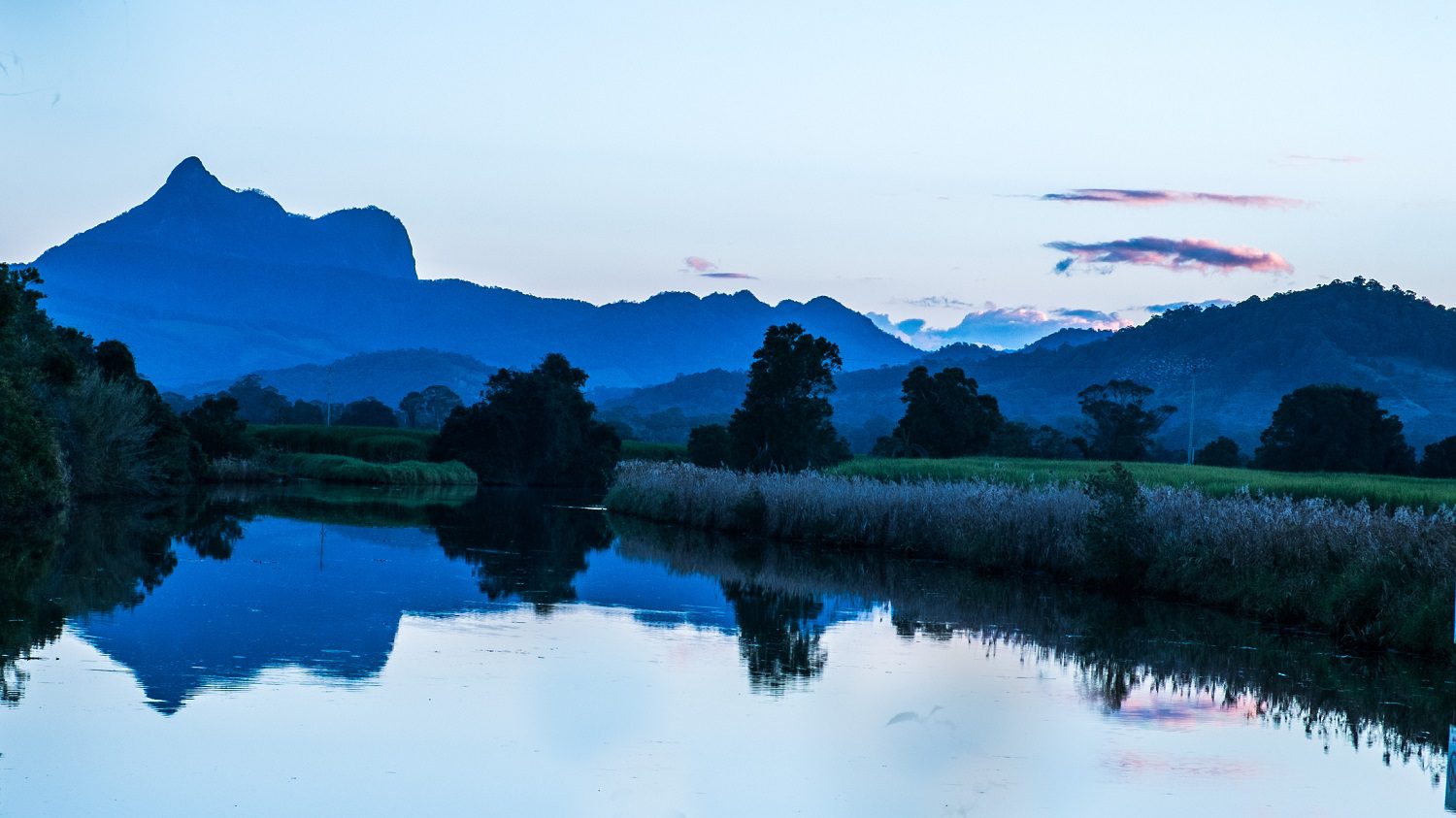 Mount Warning at sunset with reflection: Photo 44145884 © Cathyr1 | Dreamstime.com